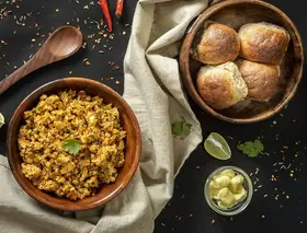 Paneer Bhurji Pav - Keto