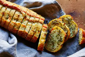 Garlic Bread (4 Pieces)