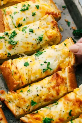 Cheese Garlic Bread (4 Pieces)